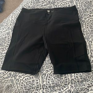Large Tuga Shorts